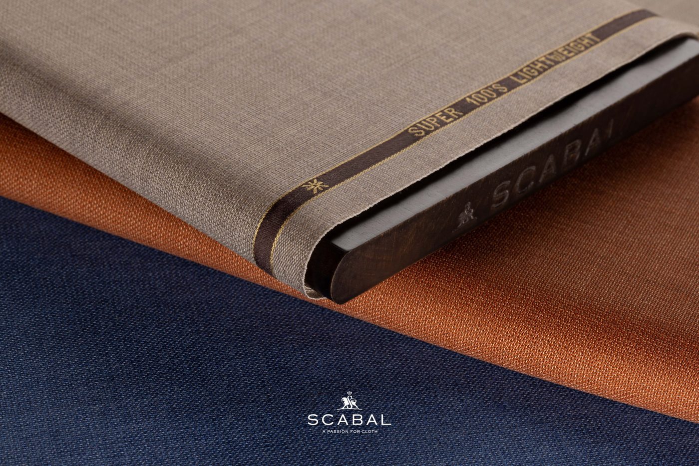 Scabal Image 系列面料卷与色样